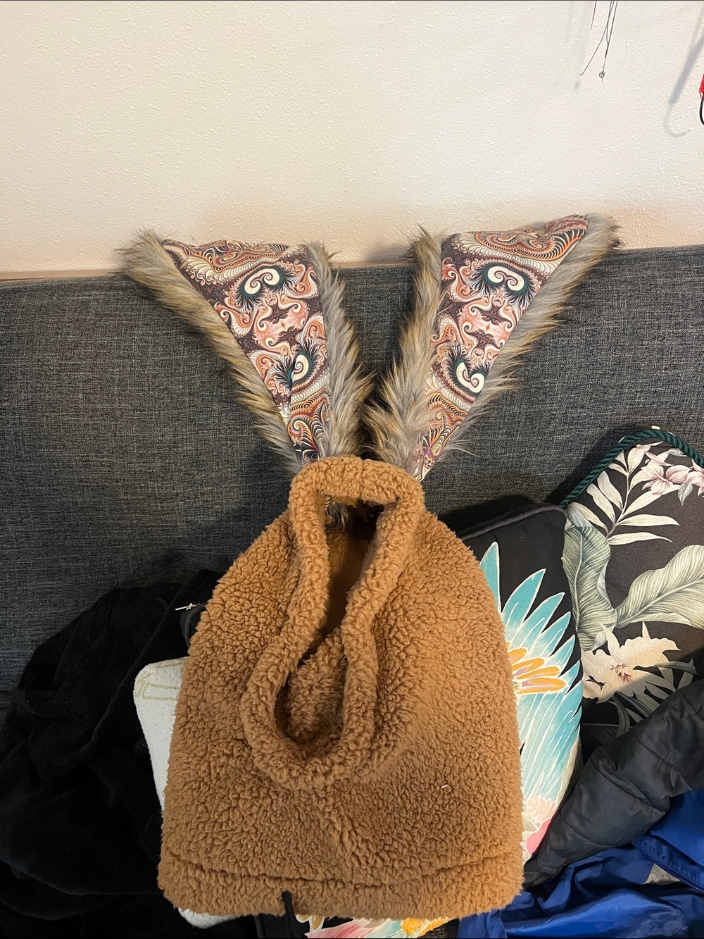 Festival hoodie w/ fuzzy ears